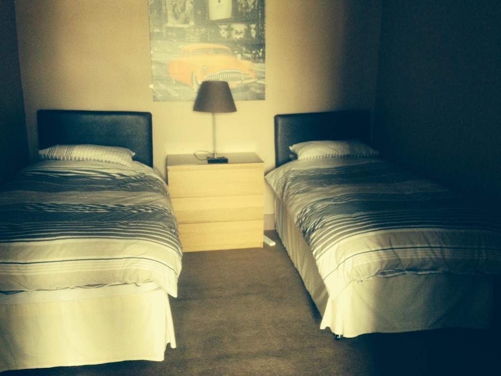 Coach & Horses Bed & Breakfast Tredegar Exterior photo